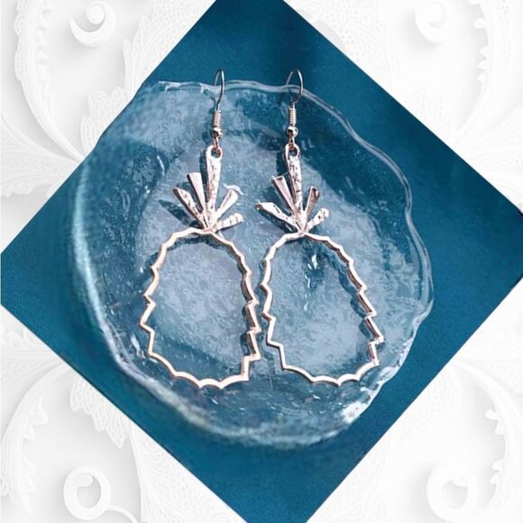 🍍Rose Gold Plated Lightweight Hook Drop boho Beachy Earrings - Picture 8 of 13